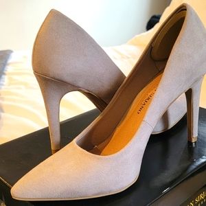 Christian Siriano Grey pumps